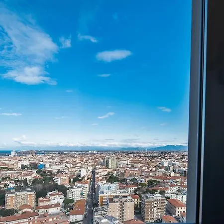 Vista Dal 25esimo Piano Apartment Livorno
